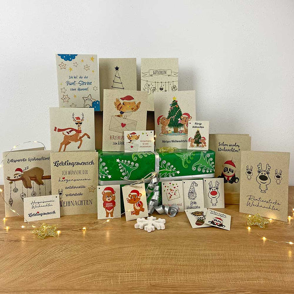Weihnachtsset aus Graspapier - Weihnachtskarten und dazu passende Anhänger